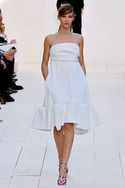 Look 4